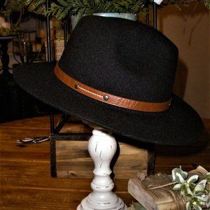 Women Black Felt Fedora